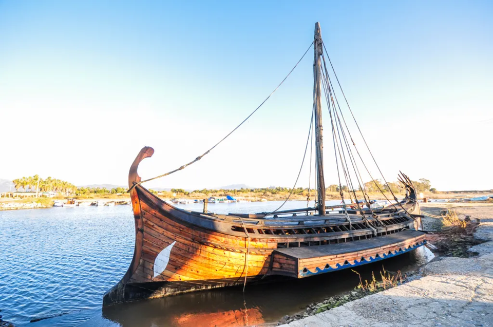 Roman fleet carrier ship